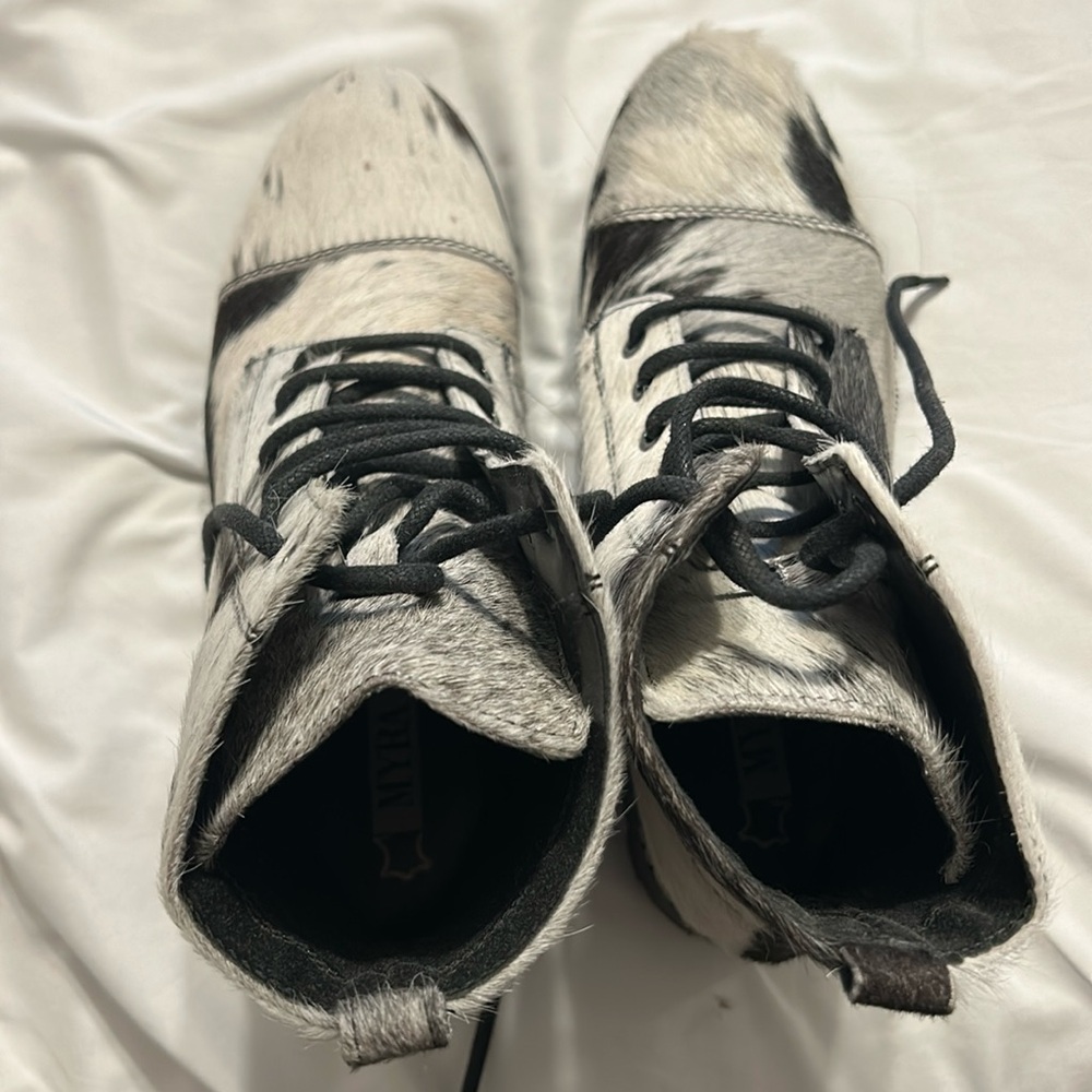 Myra Cowhide boots